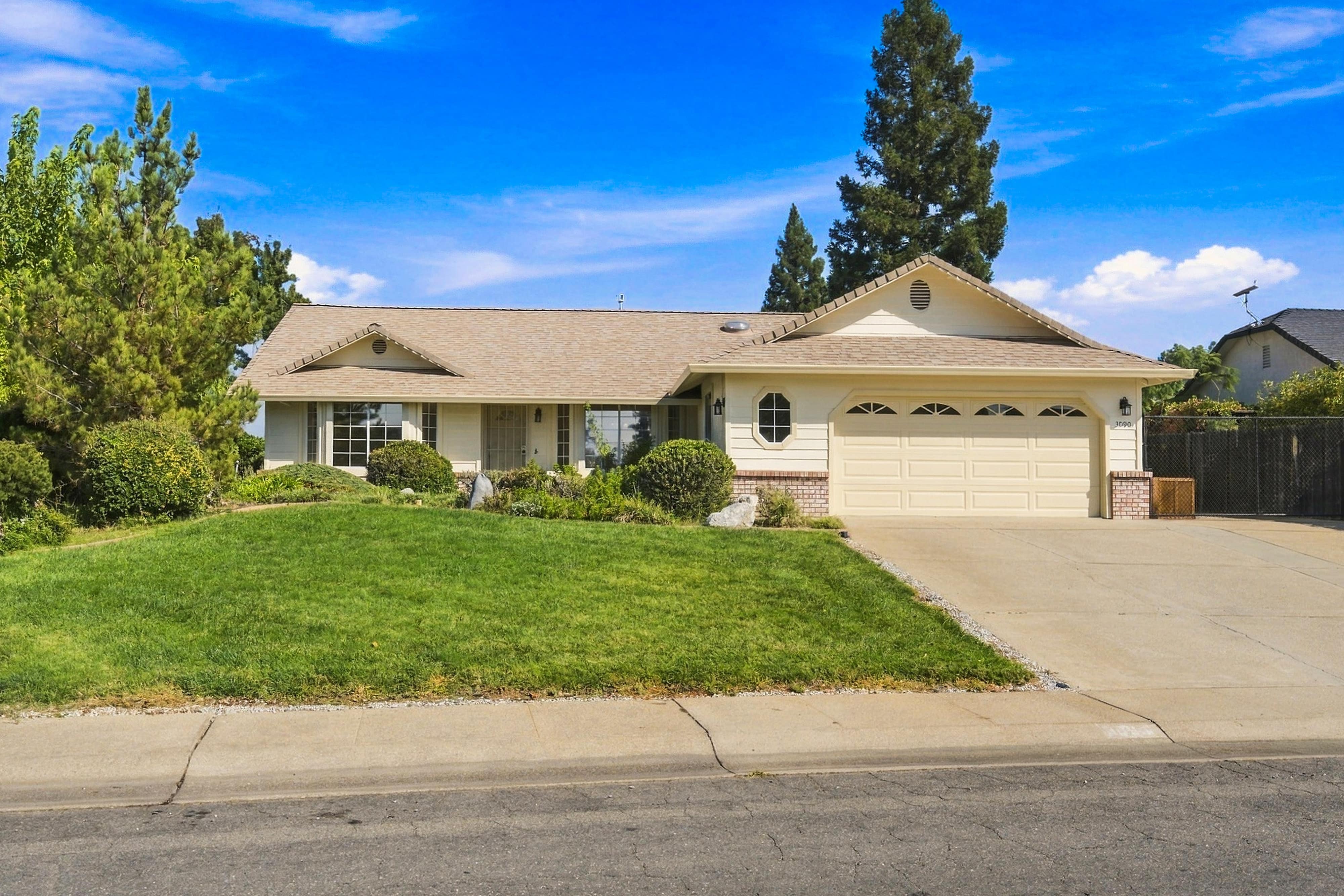 3090 Howard Dr