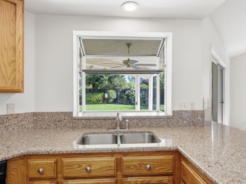 Photograph 13 of 3090 Howard Dr